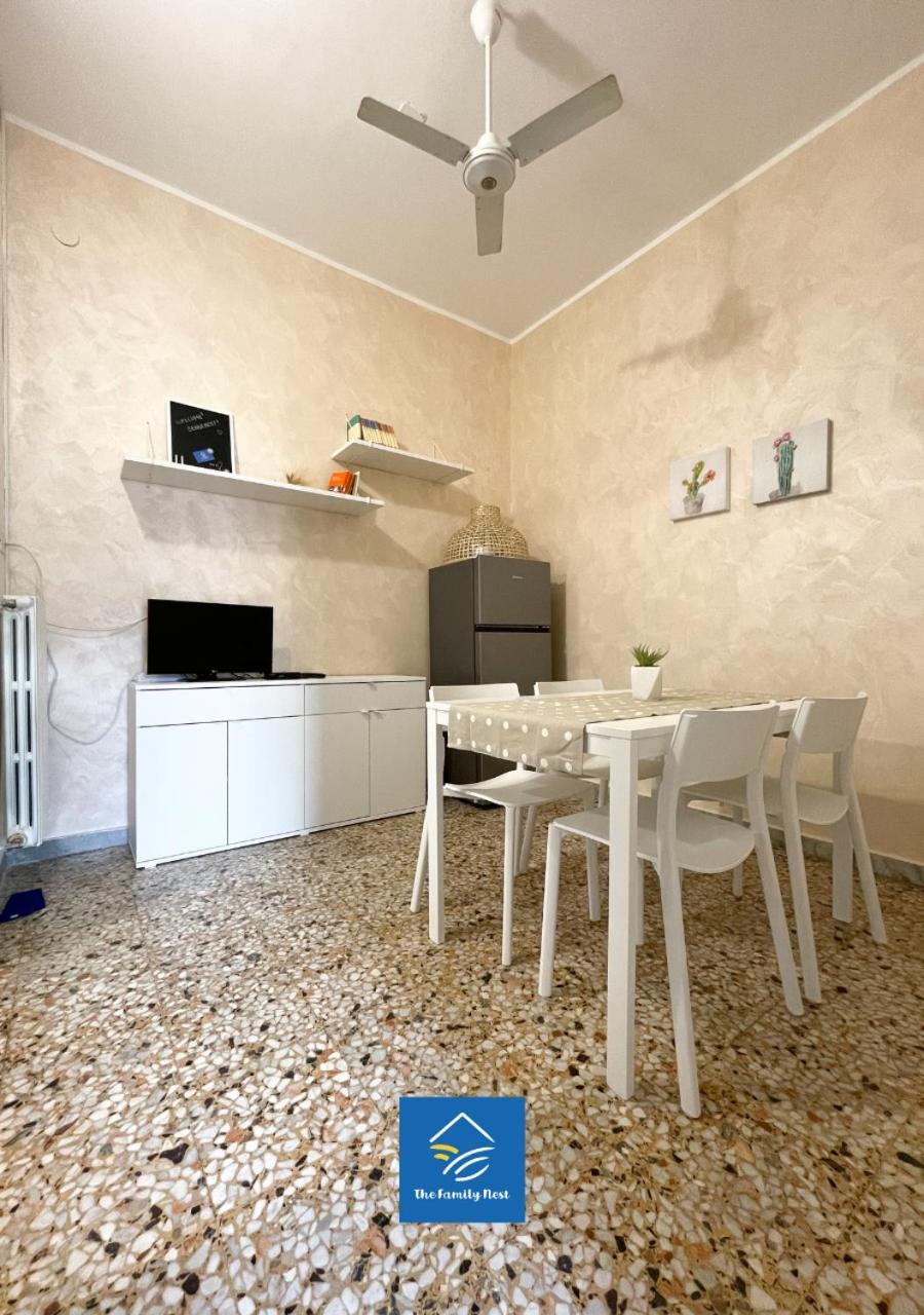The Family Nest - Casa Eva Apartment Манфредония Екстериор снимка