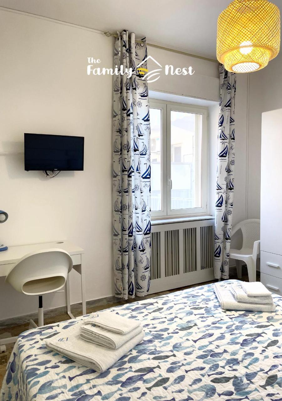 The Family Nest - Casa Eva Apartment Манфредония Екстериор снимка
