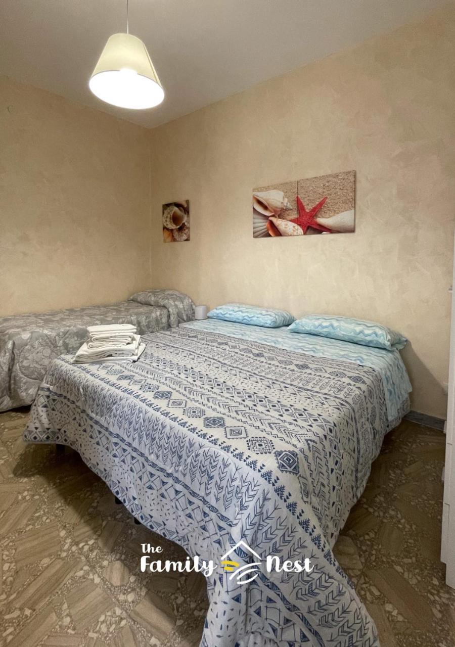 The Family Nest - Casa Eva Apartment Манфредония Екстериор снимка