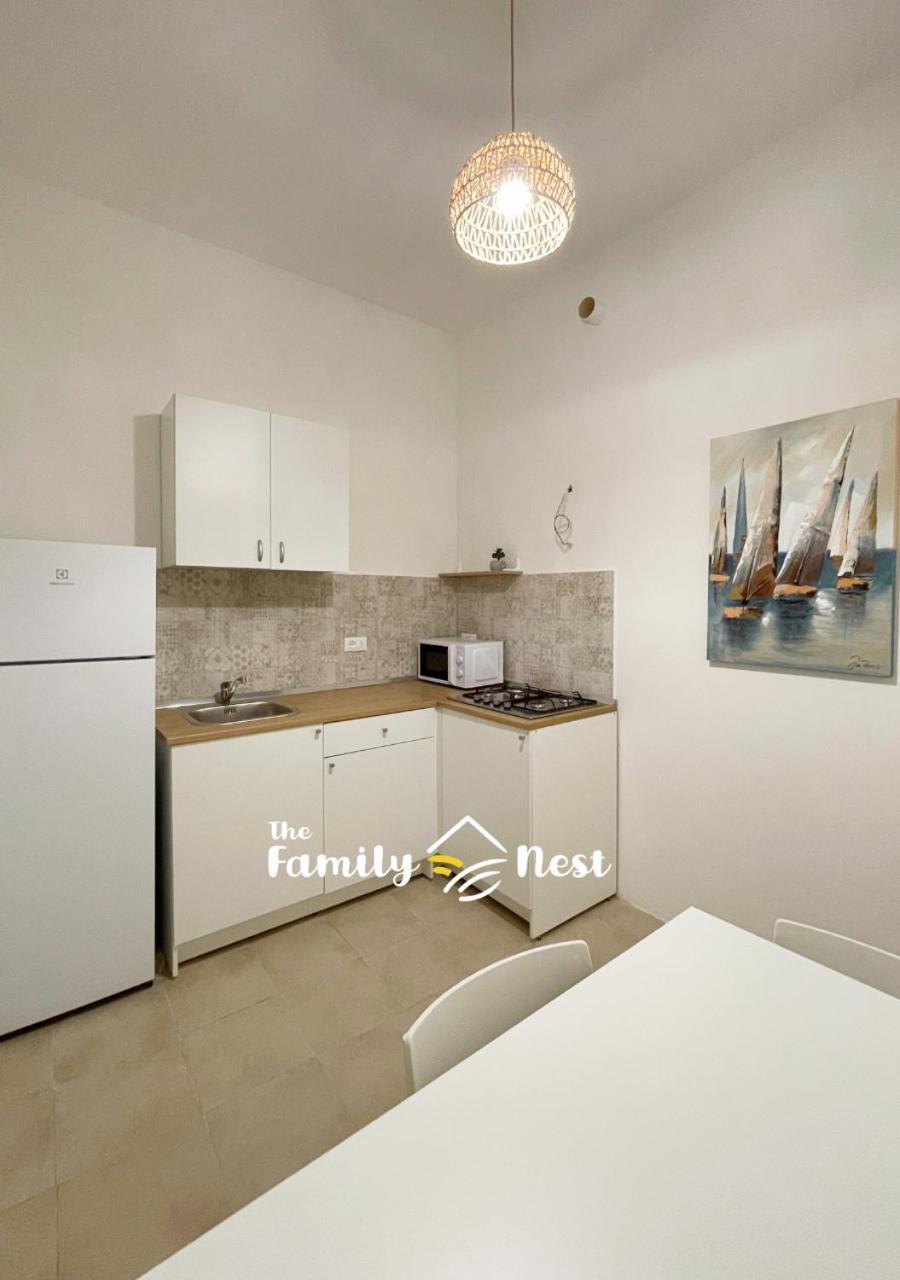 The Family Nest - Casa Eva Apartment Манфредония Екстериор снимка