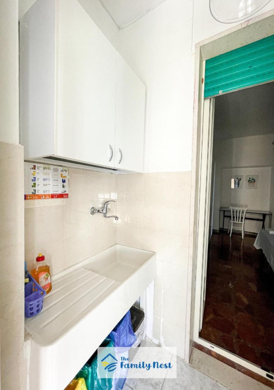 The Family Nest - Casa Eva Apartment Манфредония Стая снимка